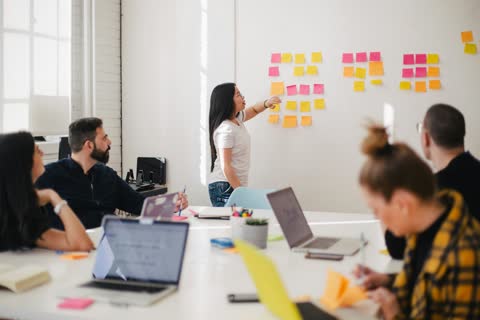 Rakip Reklam Analizi Nasıl Yapılır? Meta Reklam Kütüphanesi ve Yapay Zekâ